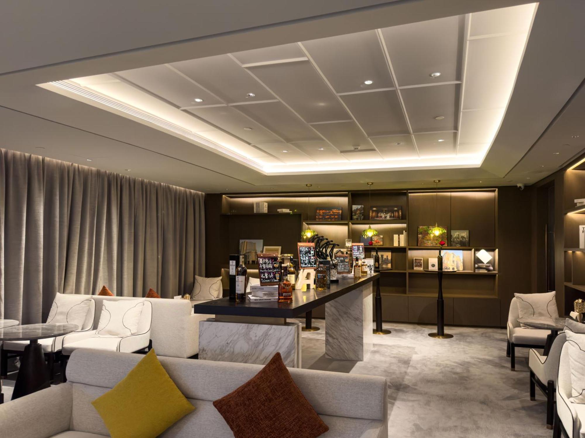 Yuexiu Hotel Guangzhou, Curio Collection By Hilton Extérieur photo
